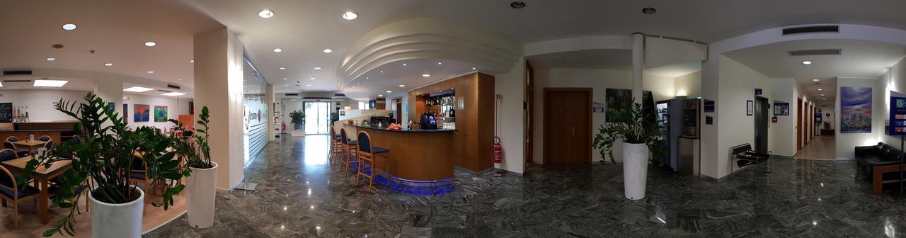 City Hotel & Suites Foligno Eksteriør bilde