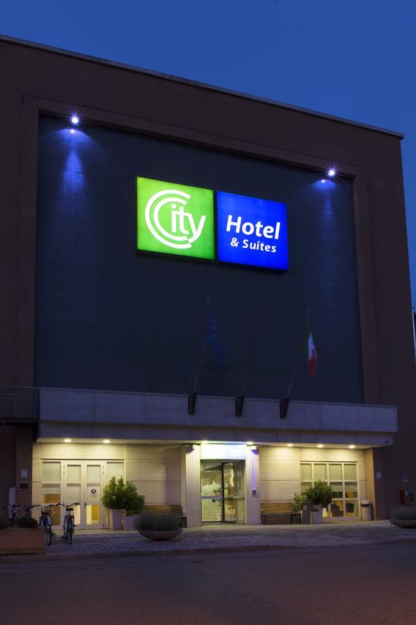City Hotel & Suites Foligno Eksteriør bilde